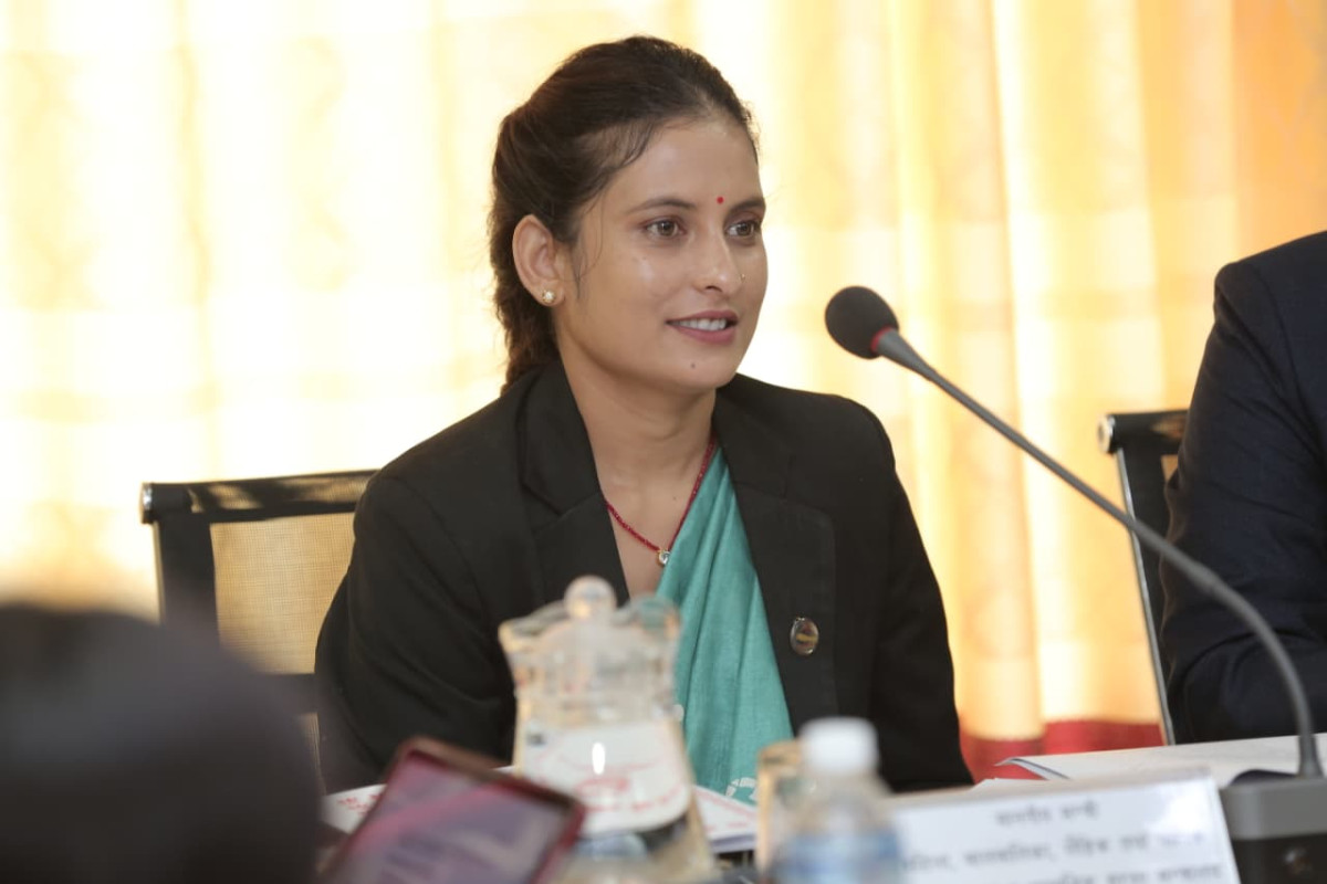 डिजिटल हिंसा नियन्त्रण गर्न कानूनी सुधार अपरिहार्य रहेको मन्त्री वादीको भनाइ