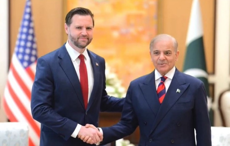 उपराष्ट्रपति भान्स र प्रधानमन्त्री शरिफबीच भेटवार्ता