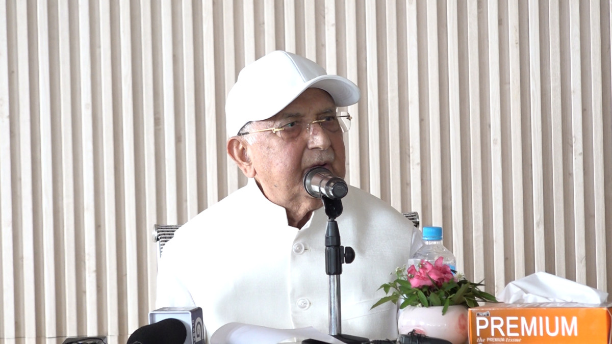 बाढीपीडितलाई राहत र भरोसा दिनु अहिलेको मुख्य आवश्यकता रहेको एमाले अध्यक्ष ओलीको भनाई