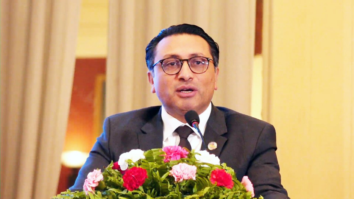दुई अर्ब होइन, दुई रुपैयाँ बराबरको बद्मासी भएको प्रमाणित भए सार्वजनिक जीवन त्याग्न तयार छुः अर्थमन्त्री वाग्ले